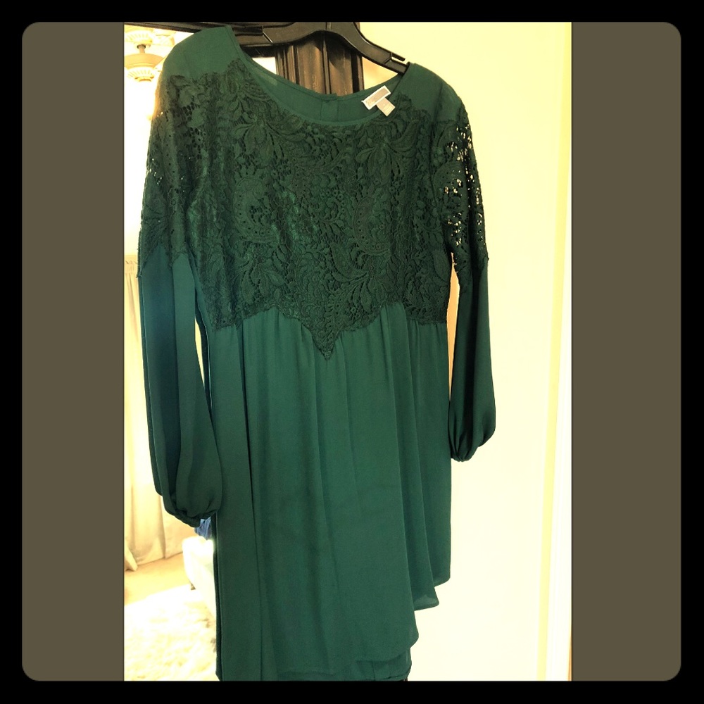 Beautiful Emerald green lacy dress
